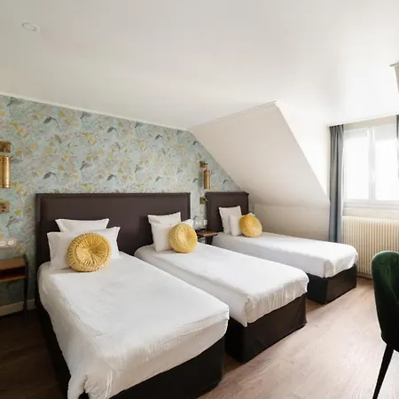 Moris Grands Boulevards Hotel 3*