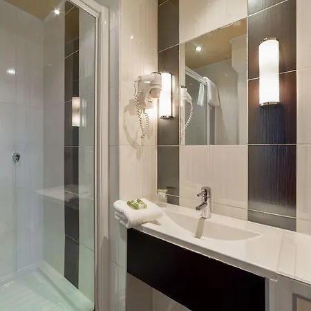 Moris Grands Boulevards Hotel 3*
