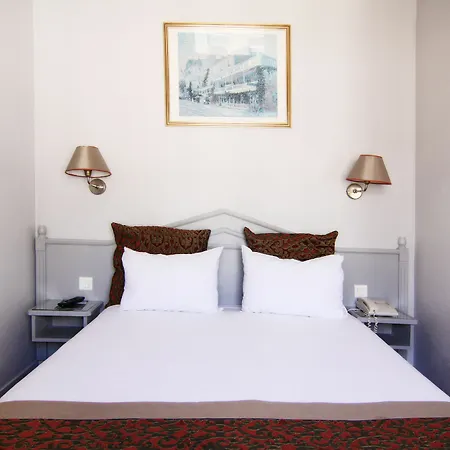 Moris Grands Boulevards Hotel 3*