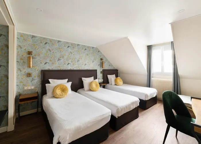 Moris Grands Boulevards Hotel 3*