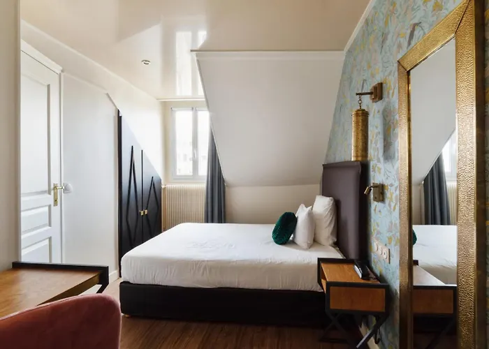 Moris Grands Boulevards Hotel