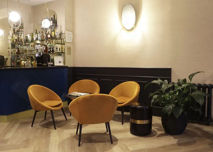 Moris Grands Boulevards Paryż