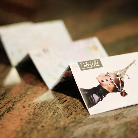 Moris Grands Boulevards