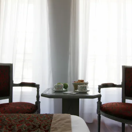 Moris Grands Boulevards